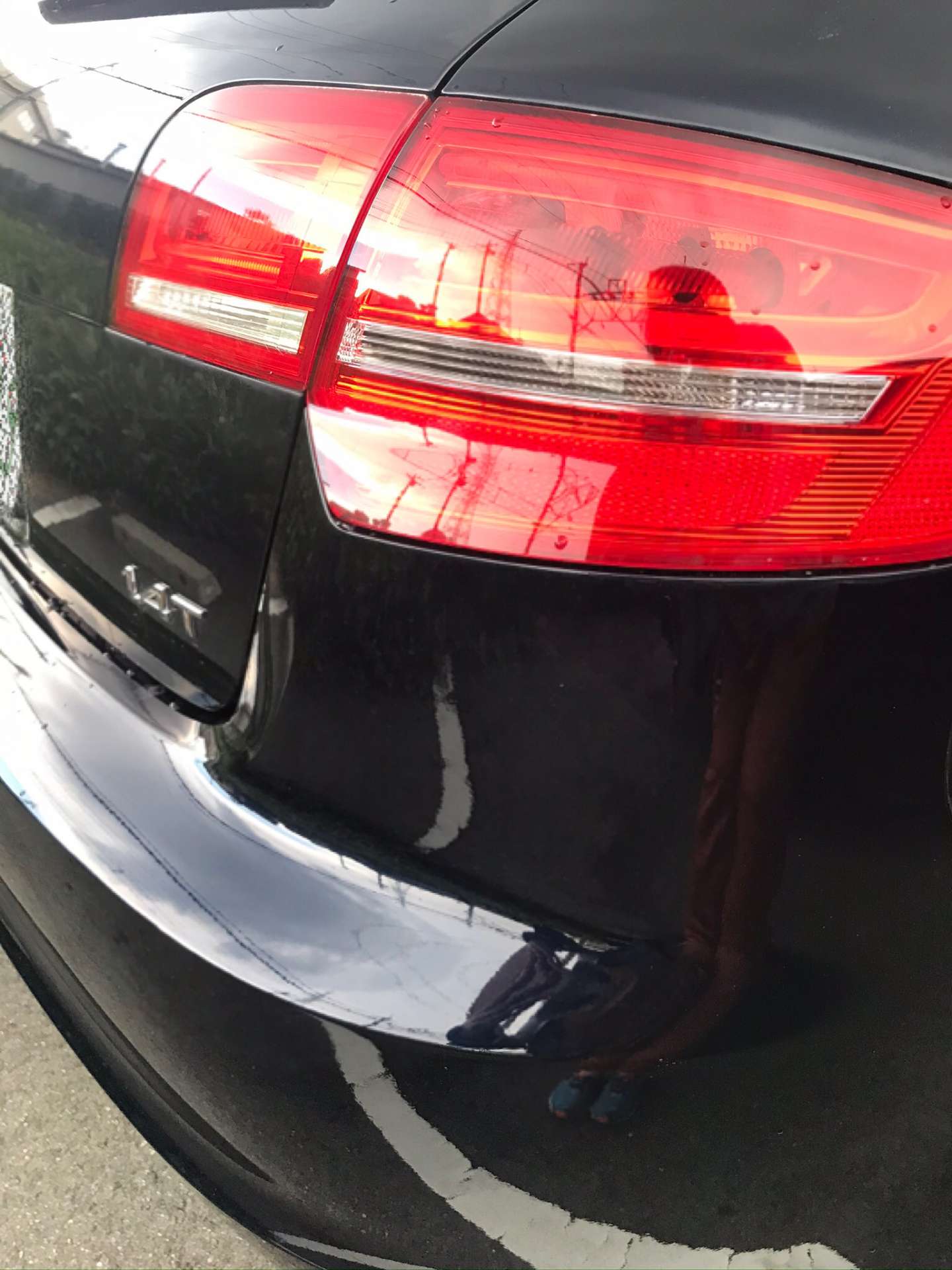 リサイクルパーツを利用したアウディ（Audi）a3の板金塗装