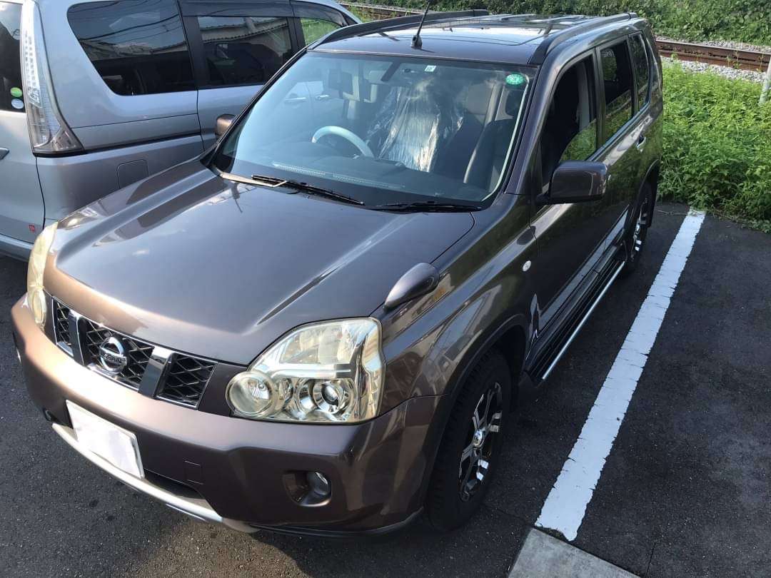 エクストレイル　型式DBA-NT31　ルーフ塗装