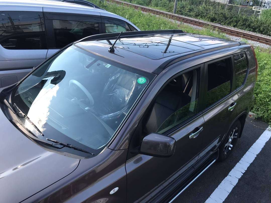 エクストレイル　型式DBA-NT31　ルーフ塗装